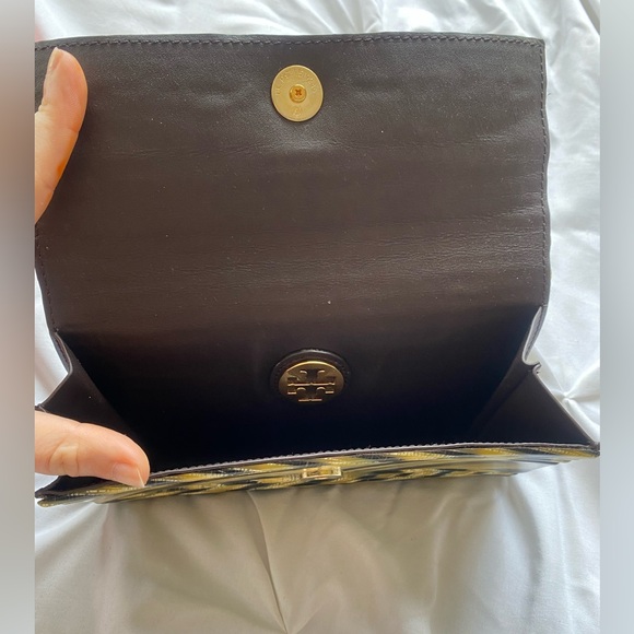 Authentic Tory Burch - Acrylic, Multi-colored Abstract Pattern Print Clutch - Picture 3 of 4
